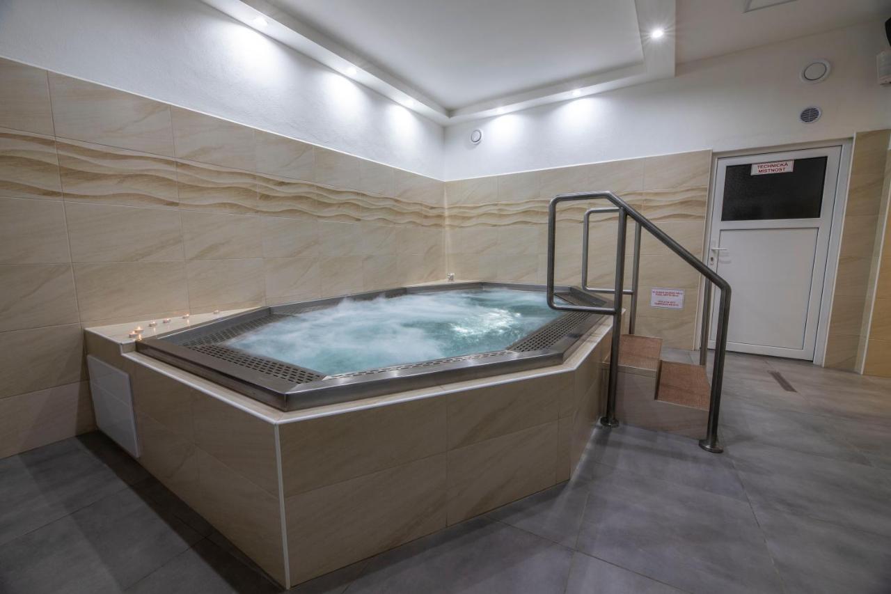 Hotel Panská sýpka Sedlec  Esterno foto
