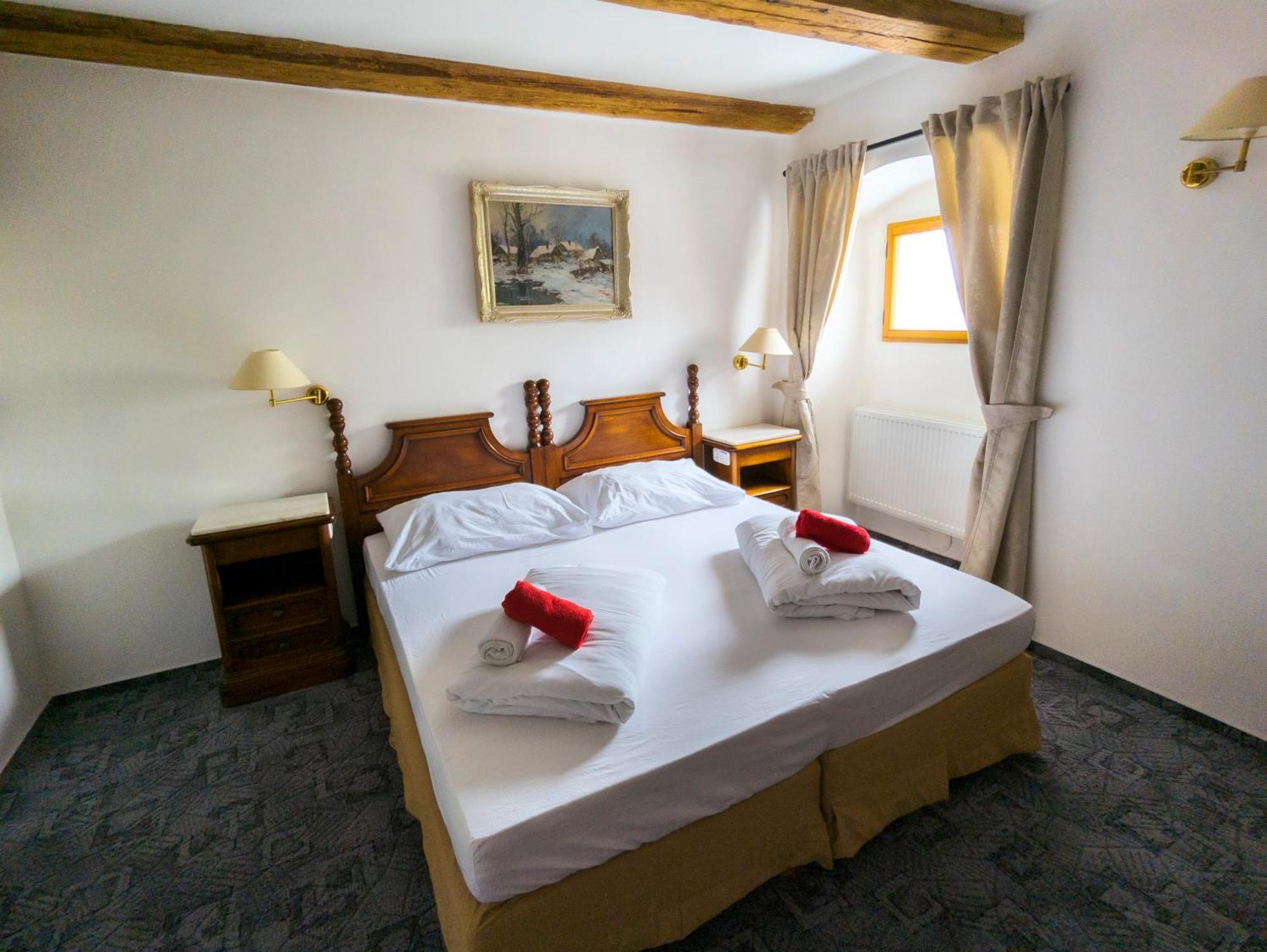 Hotel Panská sýpka Sedlec  Esterno foto